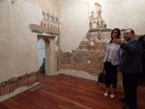 Foto relacionada con: Valentín Cortés y Miriam García Cabezas visitan las pinturas restauradas en el  Museo Histórico de Llerena